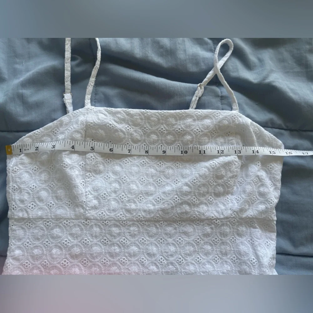 White Eyelet Lace Summer Dress Girls Size M Adjustable Straps Lined